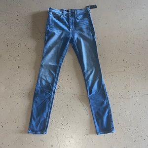 Brand new Hollister jeans